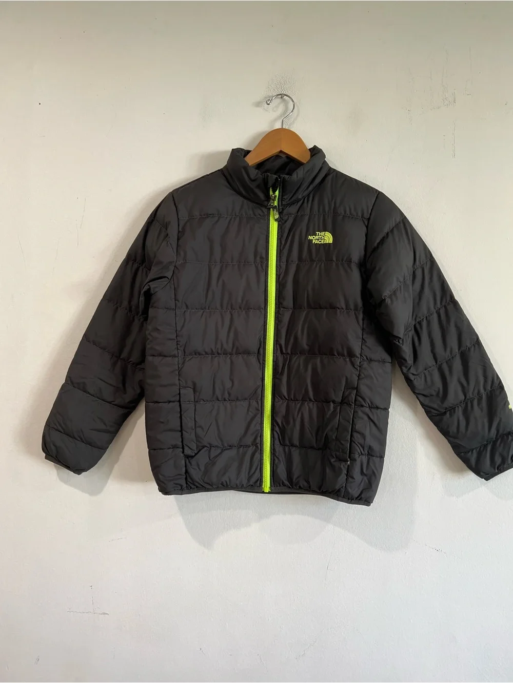 The North Face Black Puffer Jacket with Neon Green Trim boys 14-16